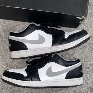 Jordan 1 size 11 Preowned great deal